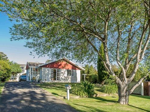58 Alexander Road, Raumati Beach