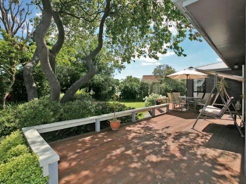 435 Dalcross Street, Mayfair