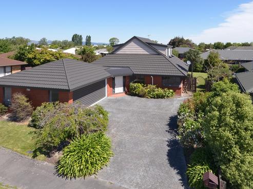 18 Honeysuckle Place, Northcote