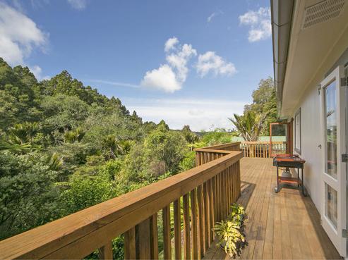 275 Huia Road, Titirangi