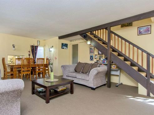 1 Himalaya Crescent, Lynfield