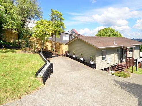 122 Sunset Road, Unsworth Heights