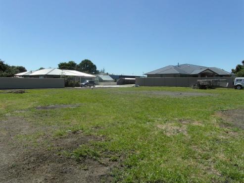 12D Tomoana Road, Mahora