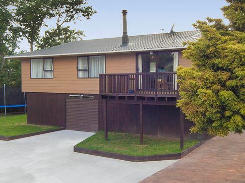 11 Rapaki Place, Te Atatu Peninsula