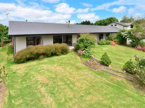 61 Young Access, Dairy Flat