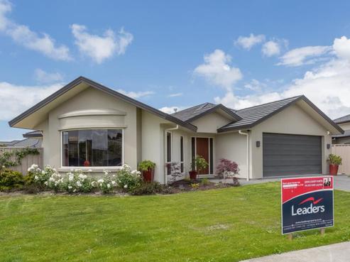 44 Merlot Drive, Greenmeadows