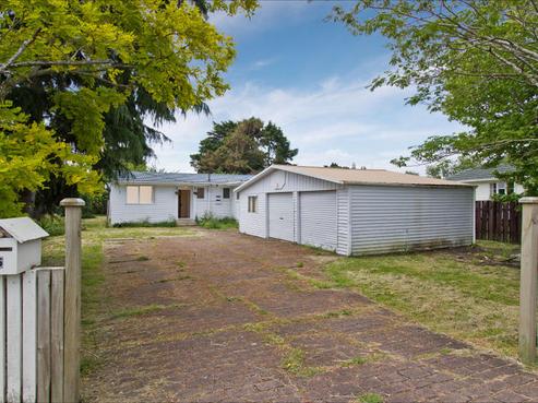 5 Robertson Road, Ranui