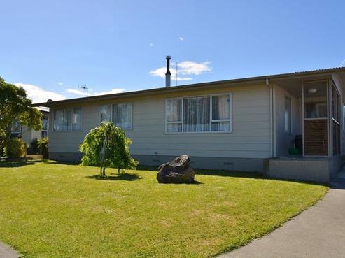 15 Atherfold Crescent, Greenmeadows