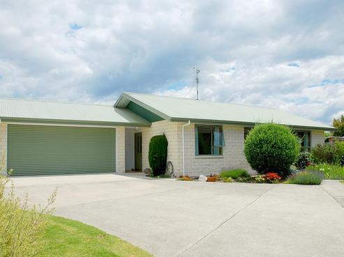 74 Sanderlane Drive, Motueka