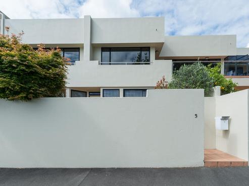 5/27 Shelbourne Street, Nelson City