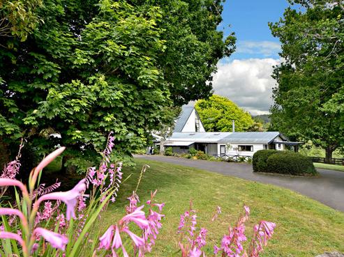 2107 Hunua Road, Hunua