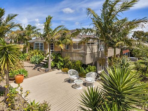 2 Lexington Drive, Botany Downs