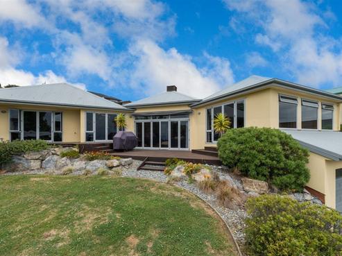 10 Commodore Place, Britannia Heights
