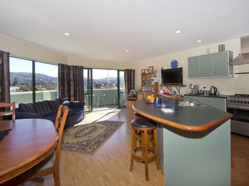 2/43 Wyndrum Avenue, Waterloo