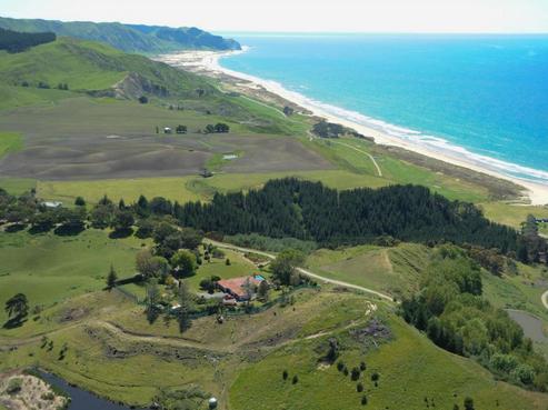 301 Ocean Beach Road, Waimarama