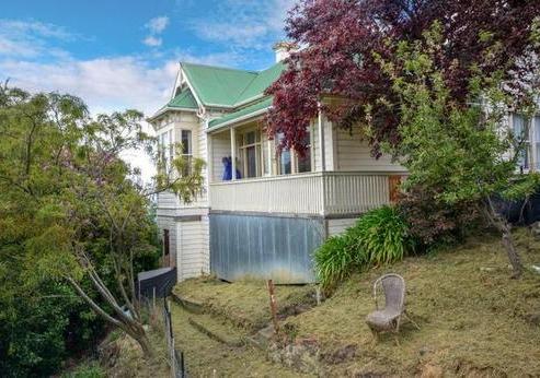 3 Avoca Street, Mornington