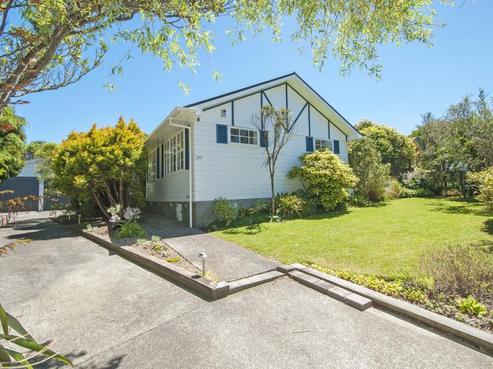 235 Major Drive, Kelson