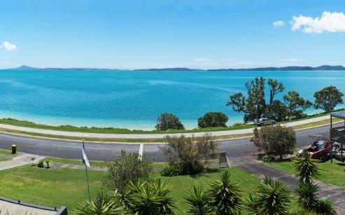 8 Omana Esplanade, Maraetai