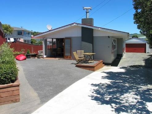 49 Mark Avenue, Paparangi