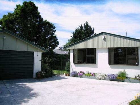 16B Cavendish Road, Casebrook