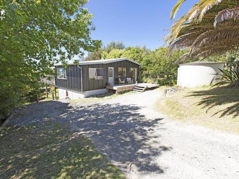 1227 Whangaparaoa Road, Gulf Harbour