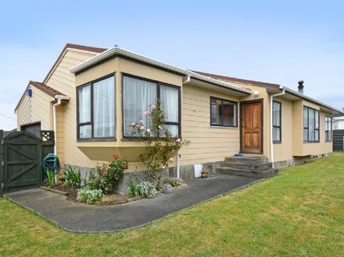 1 Mcdonald Street, Taita