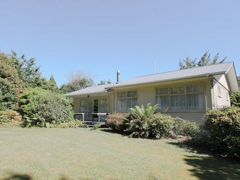 370 Sunset Road, Sunnybrook