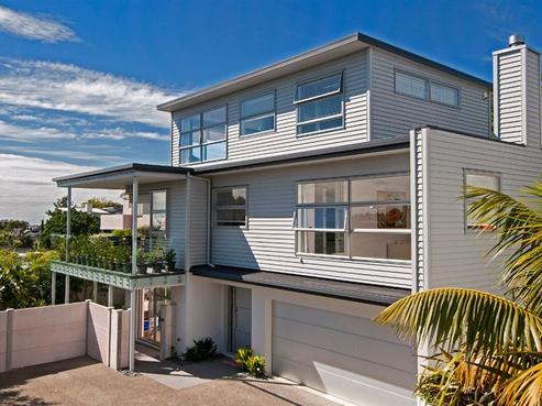 221 East Coast Road, Campbells Bay