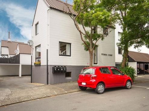 1/11 Pitarua Street, Thorndon