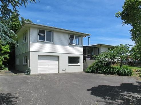 16 Quinn Grove, Ranui