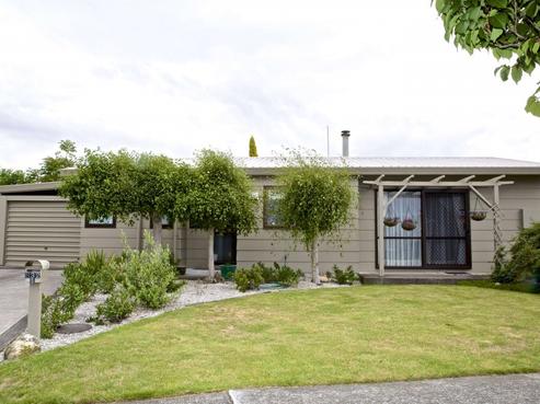 1/832 Cook Place, Raureka
