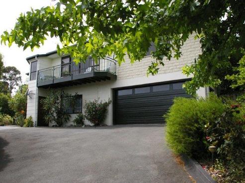 1 Cropp Place, Richmond