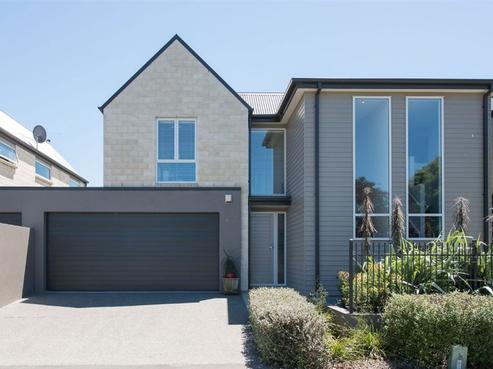 15 Pavilion Crescent, Middleton