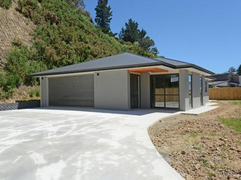 14 Aragon Grove, Kingsley Heights