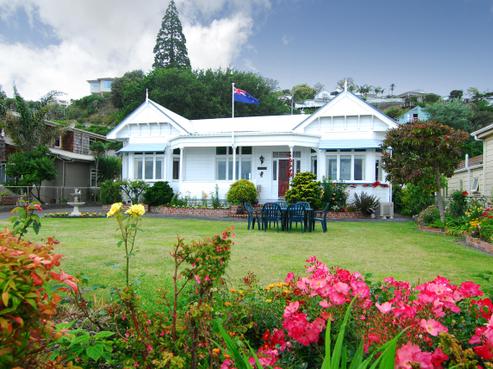 4 Breakwater Road, Napier Hill