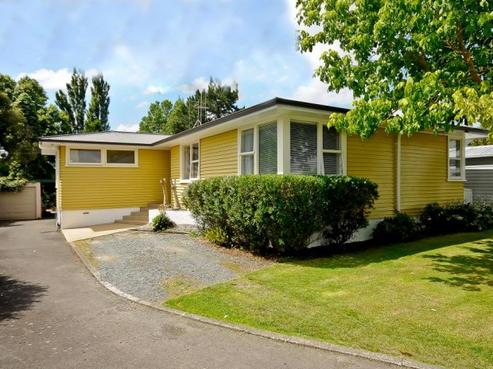 21 Tomin Road, Glenview