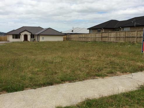 13 Top Road, Pukekohe