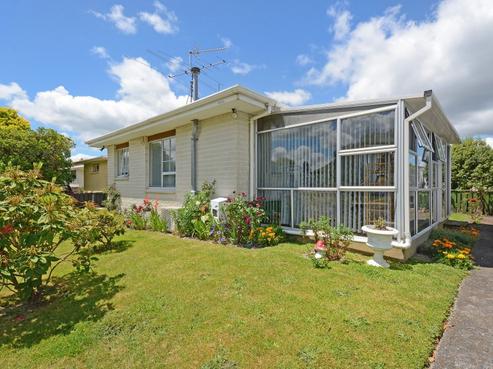 1/22 Montana Road, Totara Park