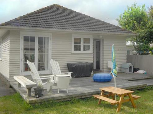 104 Cuba Street, Petone