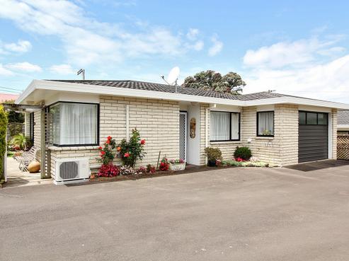 2/30 Whiteley Street, Moturoa