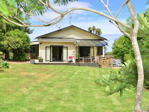22 Hobbs Road, Matakatia