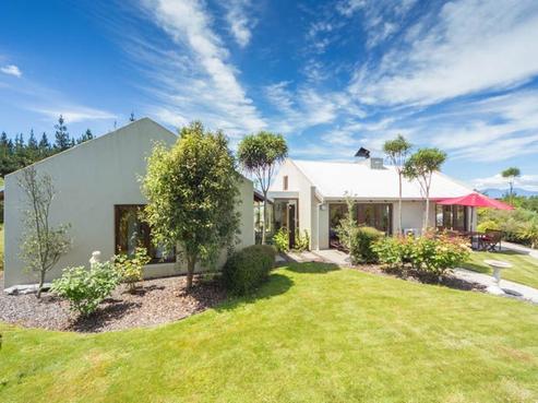 18 Dawson Road, Upper Moutere
