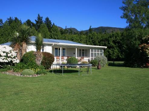 1068 Mangleton Road, Maraekakaho