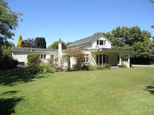 2 Dampneys Road, Tiakitahuna