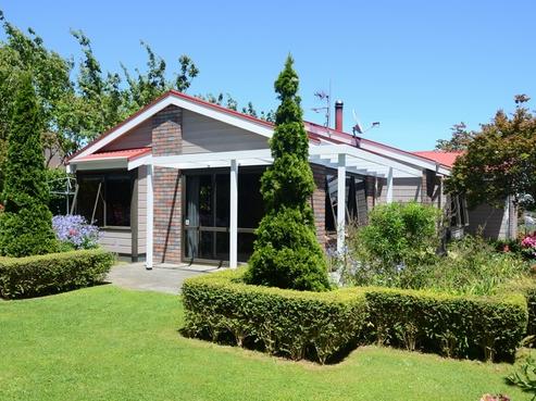 160 Heta Road, Highlands Park