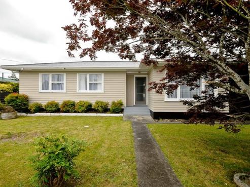8 Carlyle Avenue, Chartwell
