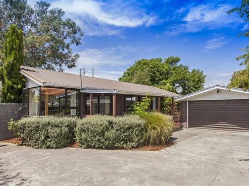 38A Cleveland Street, Edgeware