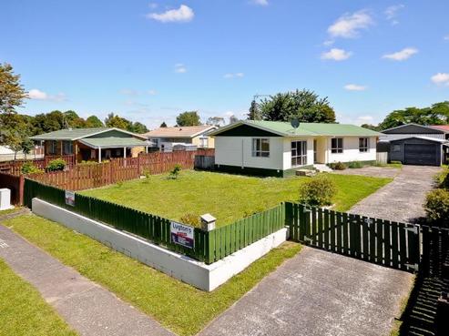 6 Emerald Place, Chartwell
