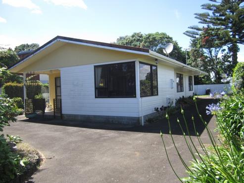 7A Brookes Terrace, Waitara