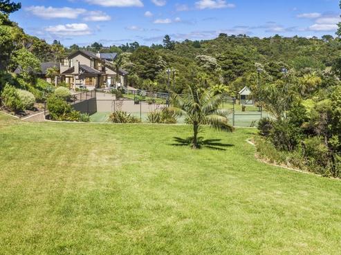 315 Glenvar Road, Long Bay